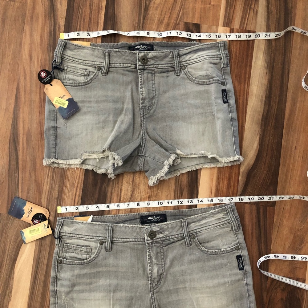 Silver Elyse gray denim/jean shorts size 29 - Picture 3 of 7